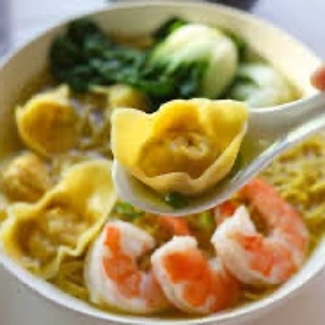 M6 - Mi Hoành Thanh (Wonton & Shrimp).