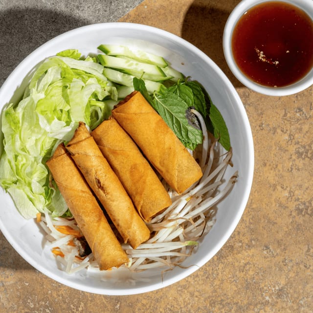 B4- Bun Cha Gio (Fried Egg Roll).