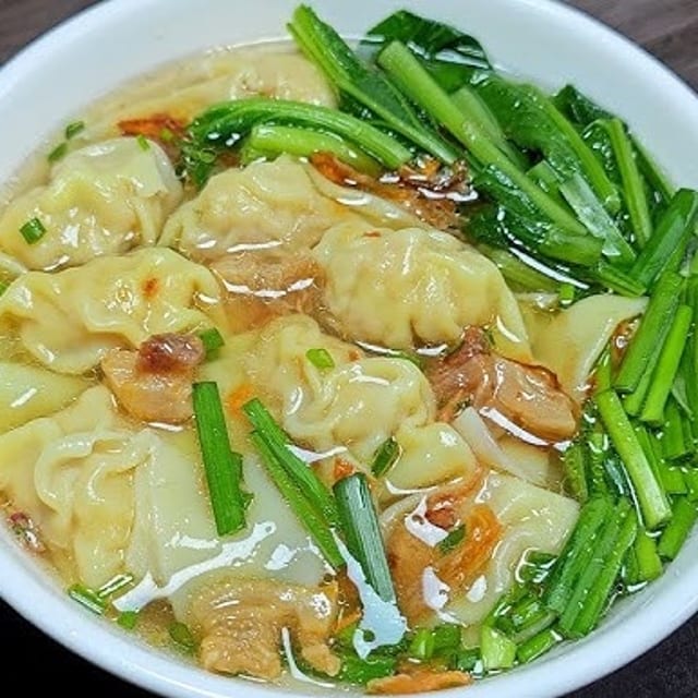 M7 - Hoanh Thanh (Wonton Soup).